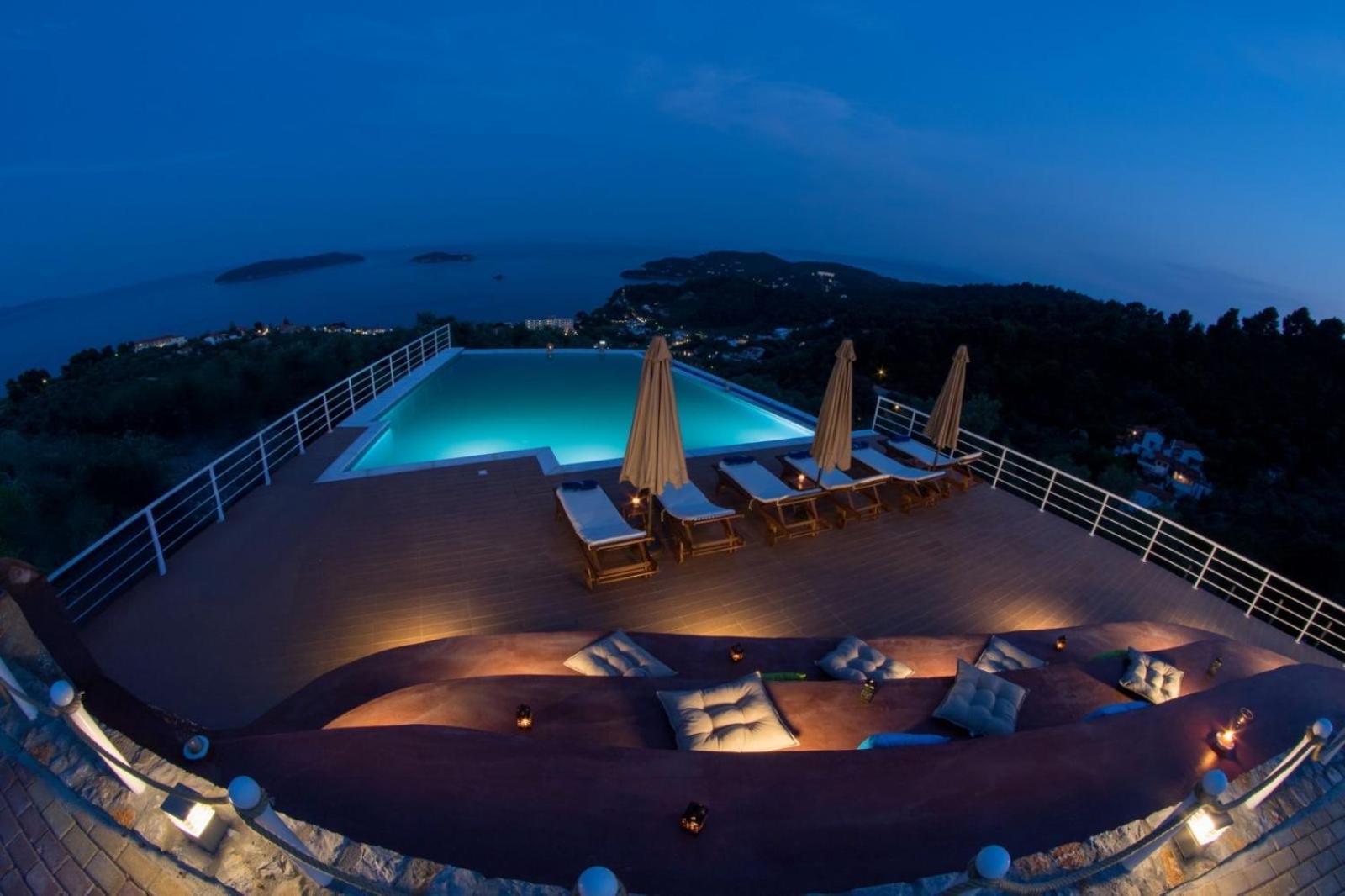 Goldenhill Studios&Apartments Skiathos Town Exterior foto